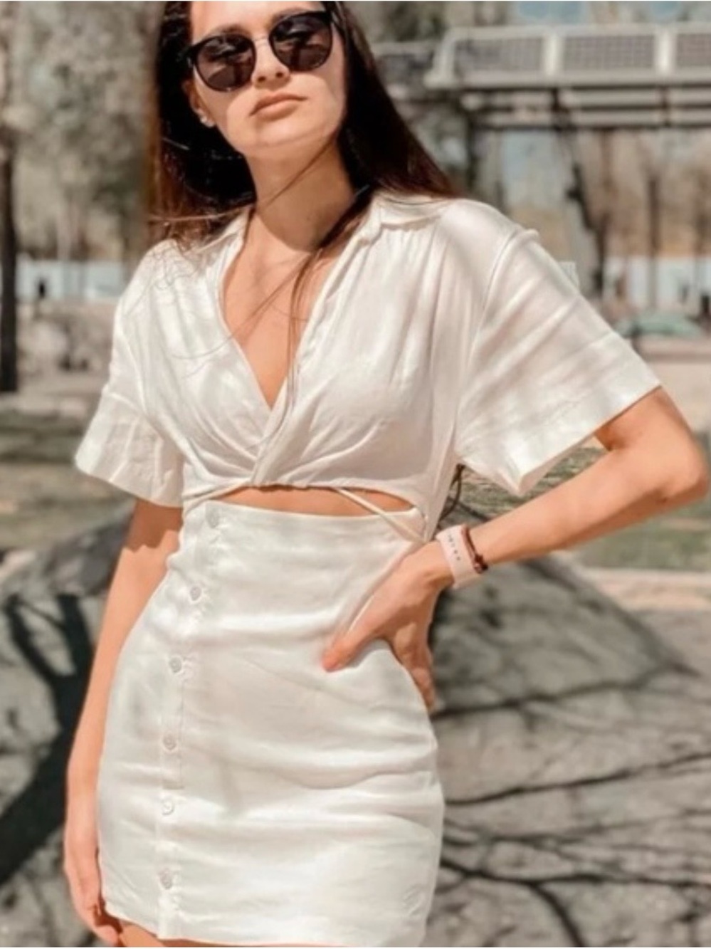 Zara White Satin Two-Piece in one Dress - Picture 2 of 13